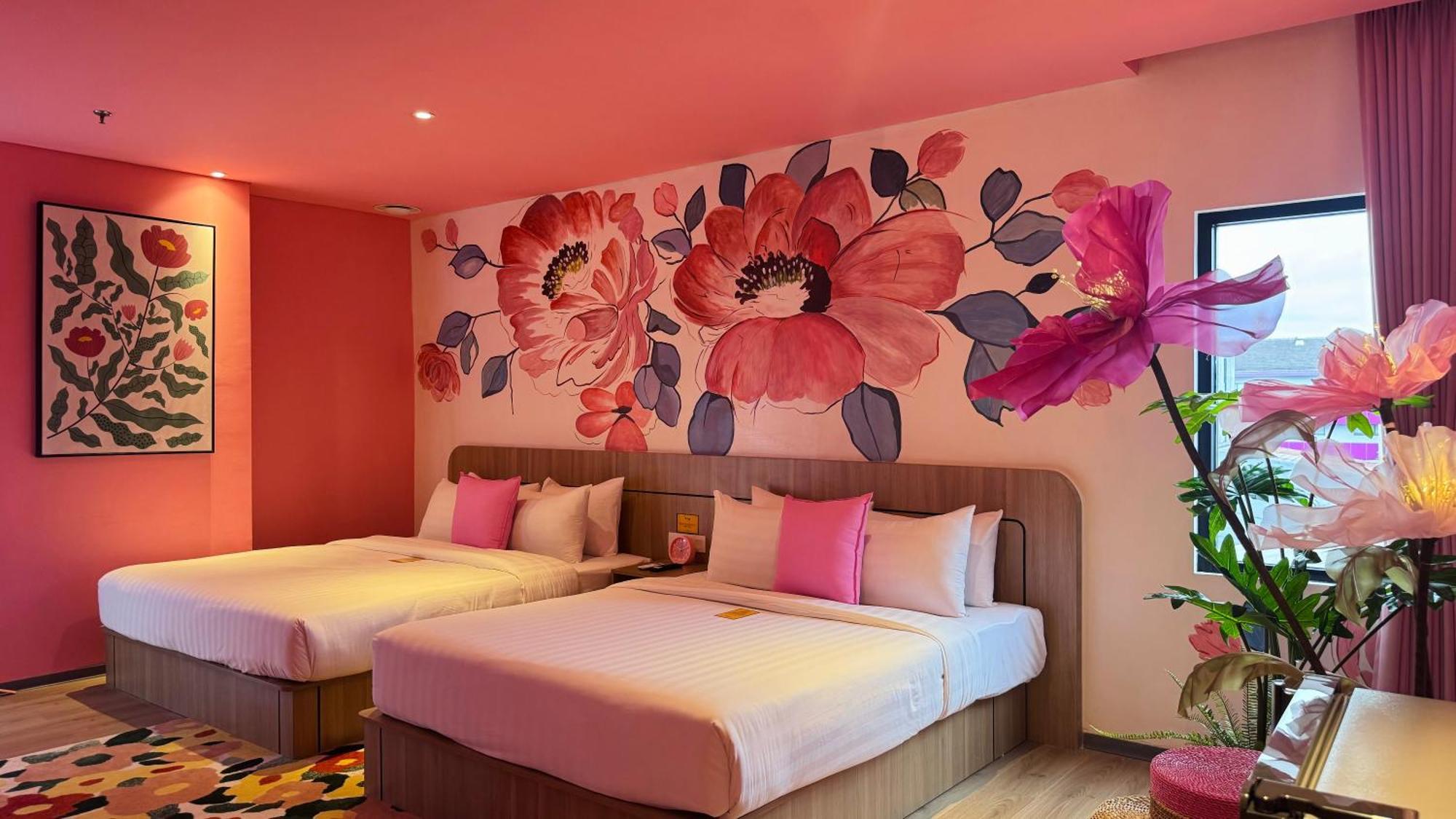 Yellow Bee Resort Cililitan Jakarta Eksteriør billede