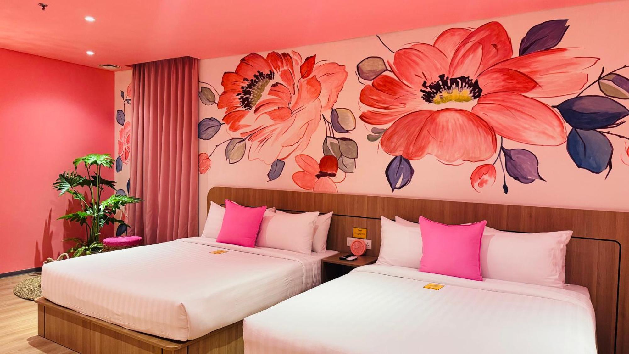 Yellow Bee Resort Cililitan Jakarta Eksteriør billede