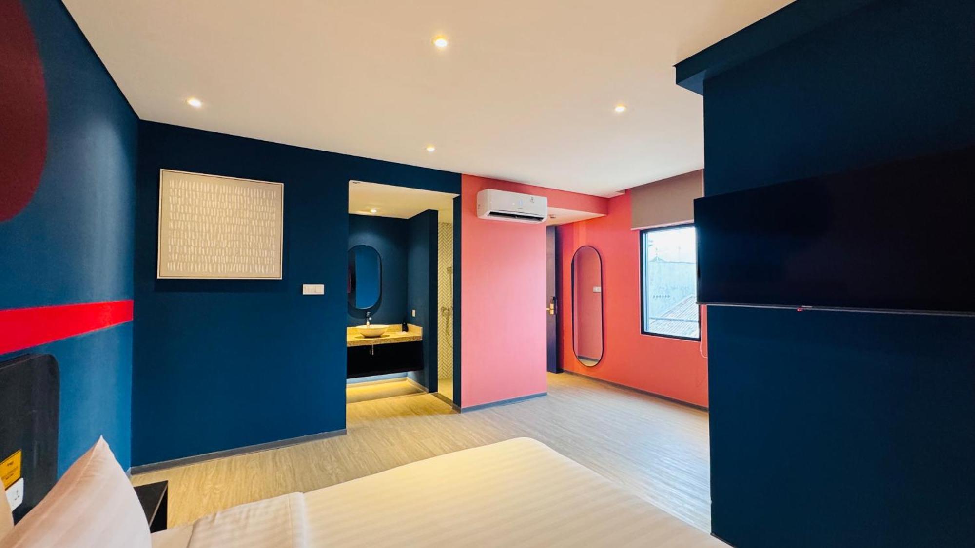 Yellow Bee Resort Cililitan Jakarta Eksteriør billede