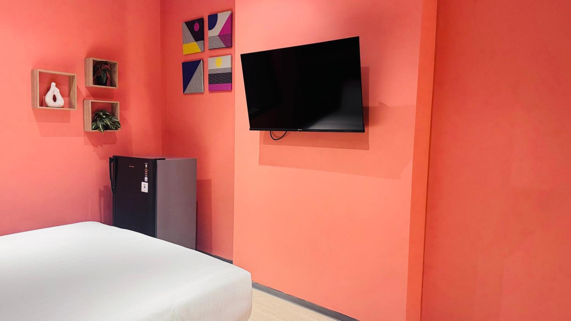 Yellow Bee Resort Cililitan Jakarta Eksteriør billede