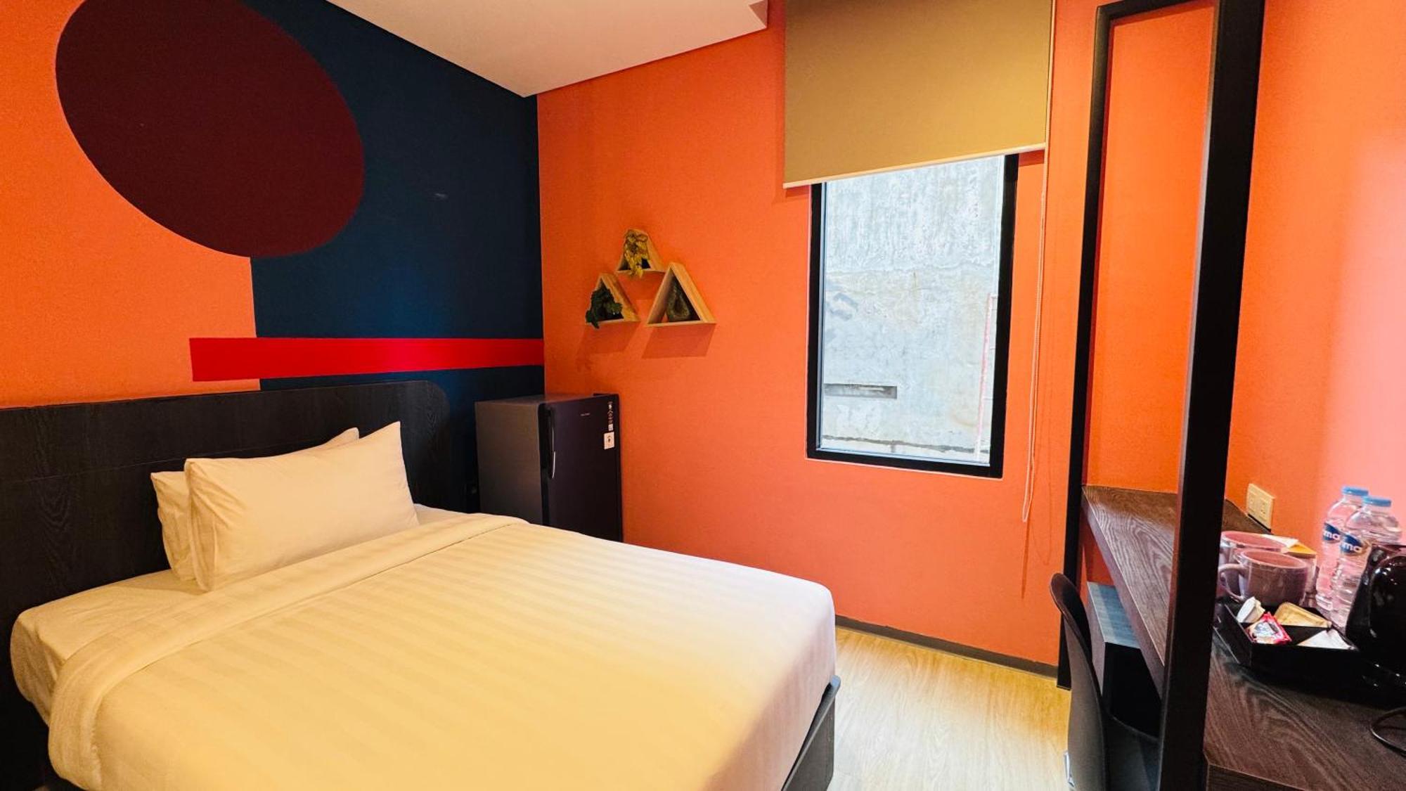 Yellow Bee Resort Cililitan Jakarta Eksteriør billede