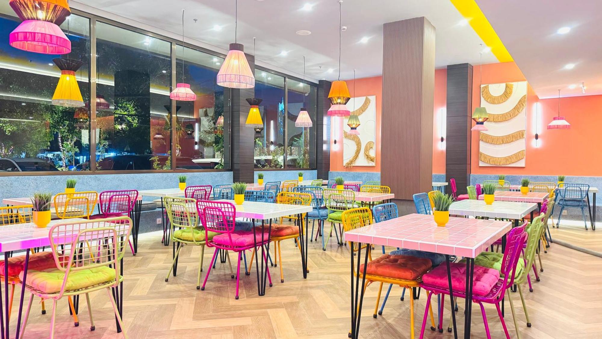 Yellow Bee Resort Cililitan Jakarta Eksteriør billede
