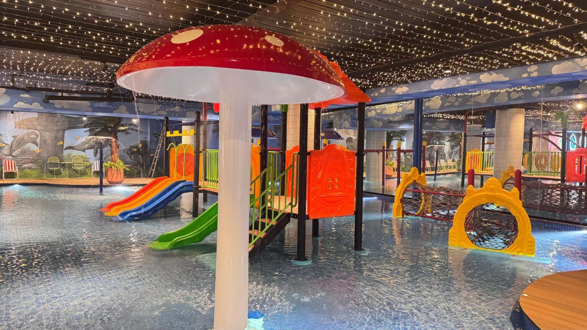 Yellow Bee Resort Cililitan Jakarta Eksteriør billede