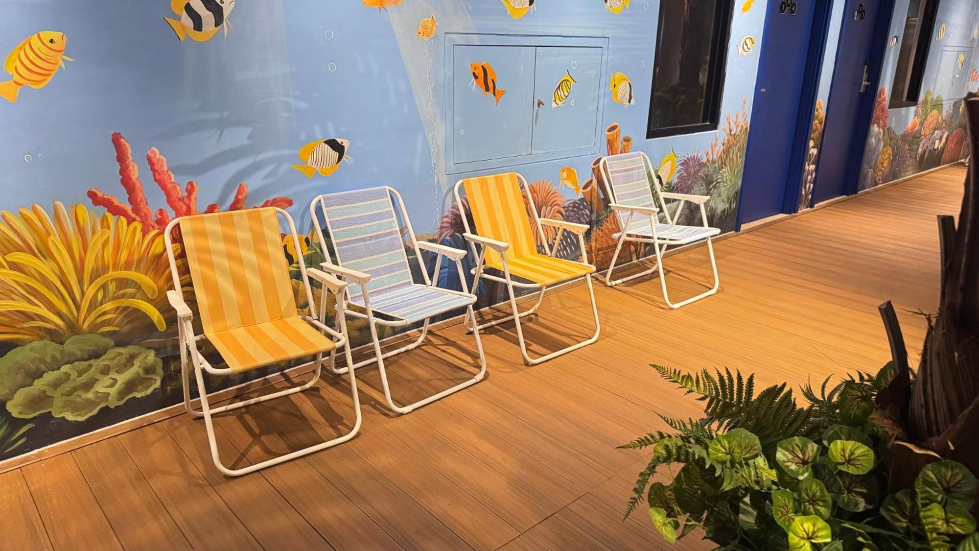 Yellow Bee Resort Cililitan Jakarta Eksteriør billede