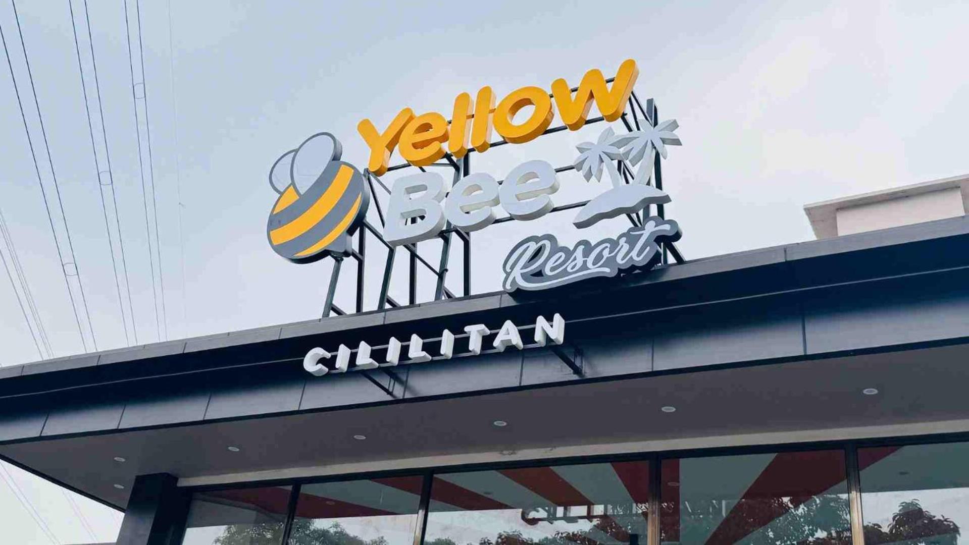 Yellow Bee Resort Cililitan Jakarta Eksteriør billede
